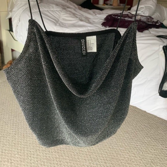 ✨2/$20✨ Sparkly Black Cropped Cowl Neck - Picture 2 of 3